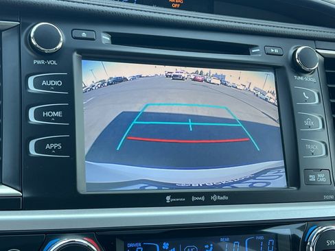 Certified 2019 Toyota Highlander XLE AWD/4WD image 19