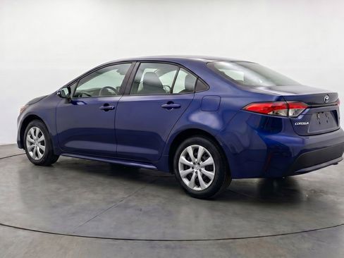 Used 2025 Toyota Corolla LE FWD image 6