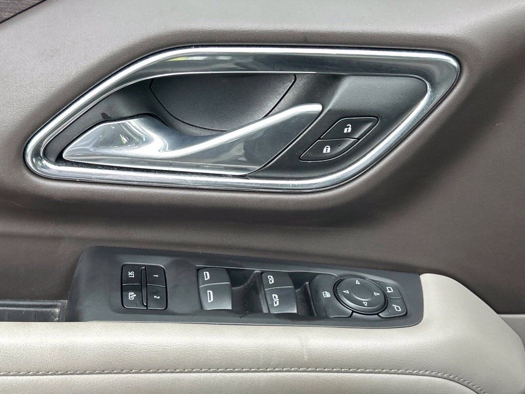Used 2024 Chevrolet Tahoe LT RWD image 14