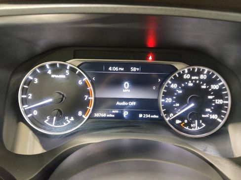 Used 2022 Nissan Rogue SV image 23