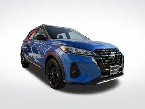 Used 2024 Nissan Kicks SR image 8