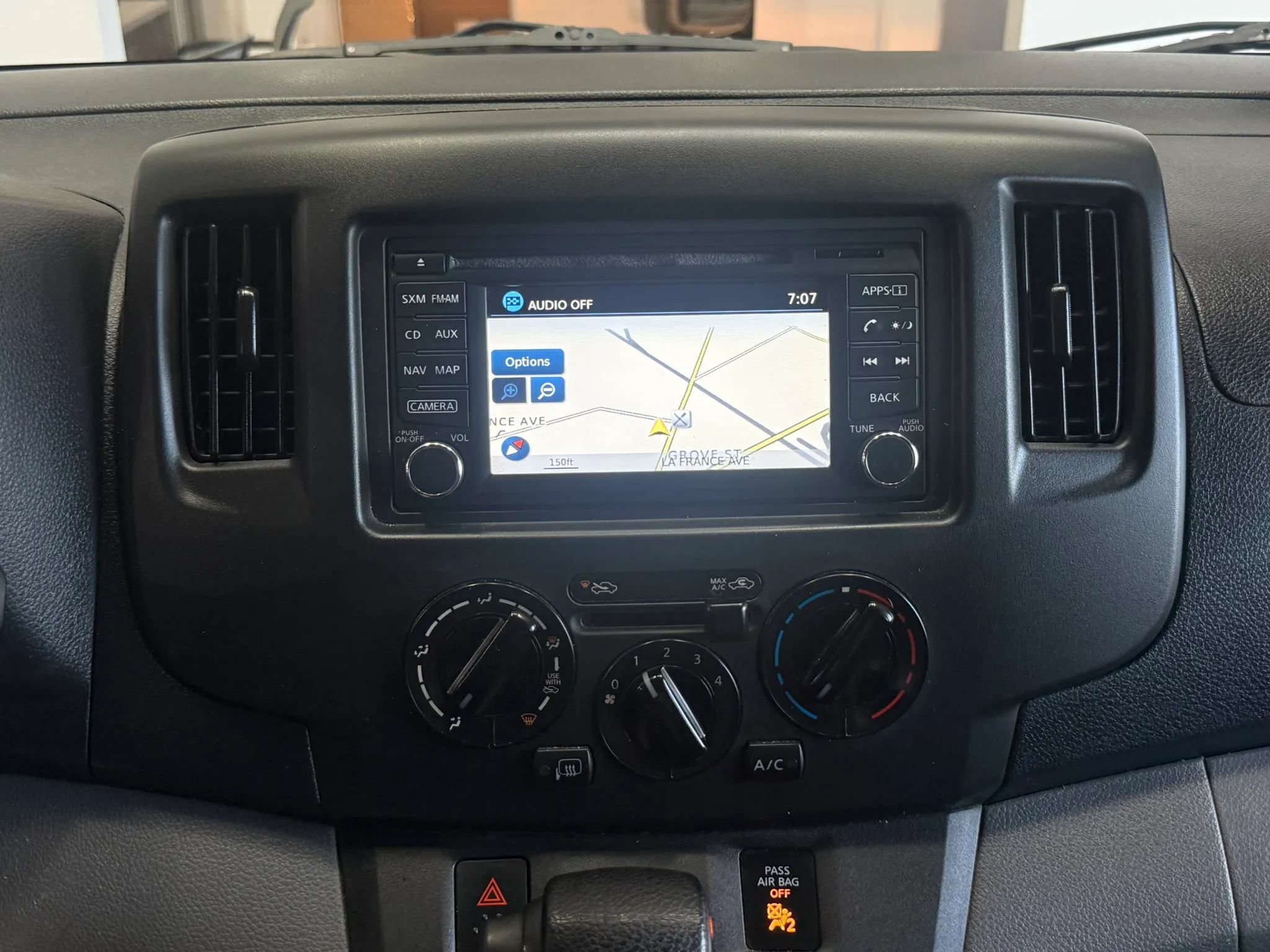 Used 2019 Nissan NV200 SV w/ Navigation Package FWD image 11