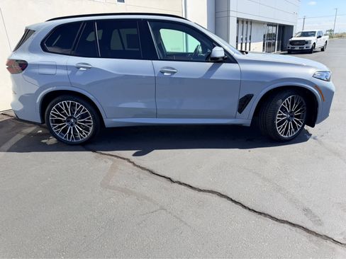 New 2026 BMW X5 xDrive40i image 7