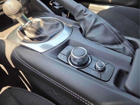 New 2026 MAZDA MX-5 Miata Club w/ Interior Package RWD image 27