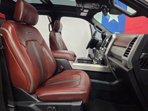 Used 2019 Ford F350 Platinum w/ Platinum Ultimate Package image 75