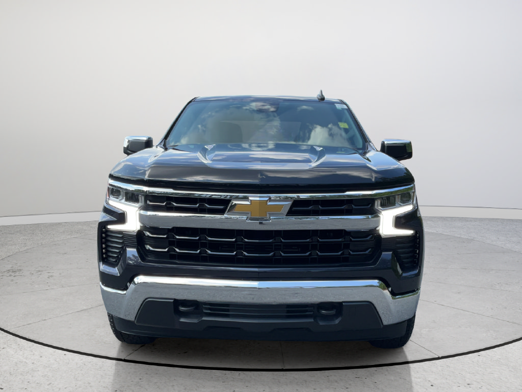Used 2023 Chevrolet Silverado 1500 LT w/ Protection Package AWD/4WD image 3