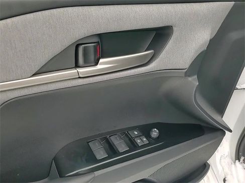 Used 2026 Toyota Camry LE image 10