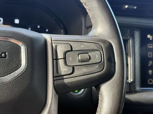 Used 2022 GMC Yukon Denali w/ Denali Premium Package RWD image 24