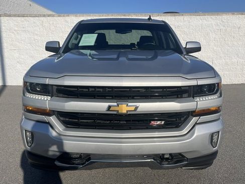 Used 2018 Chevrolet Silverado 1500 LT w/ Texas Edition image 2