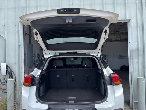 Used 2025 Buick Encore GX Preferred FWD image 30