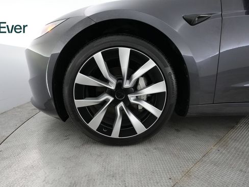Used 2024 Tesla Model 3 Standard Range RWD image 19