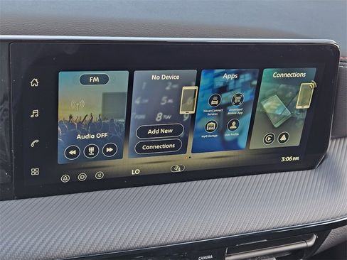 New 2026 Nissan Kicks SR image 24