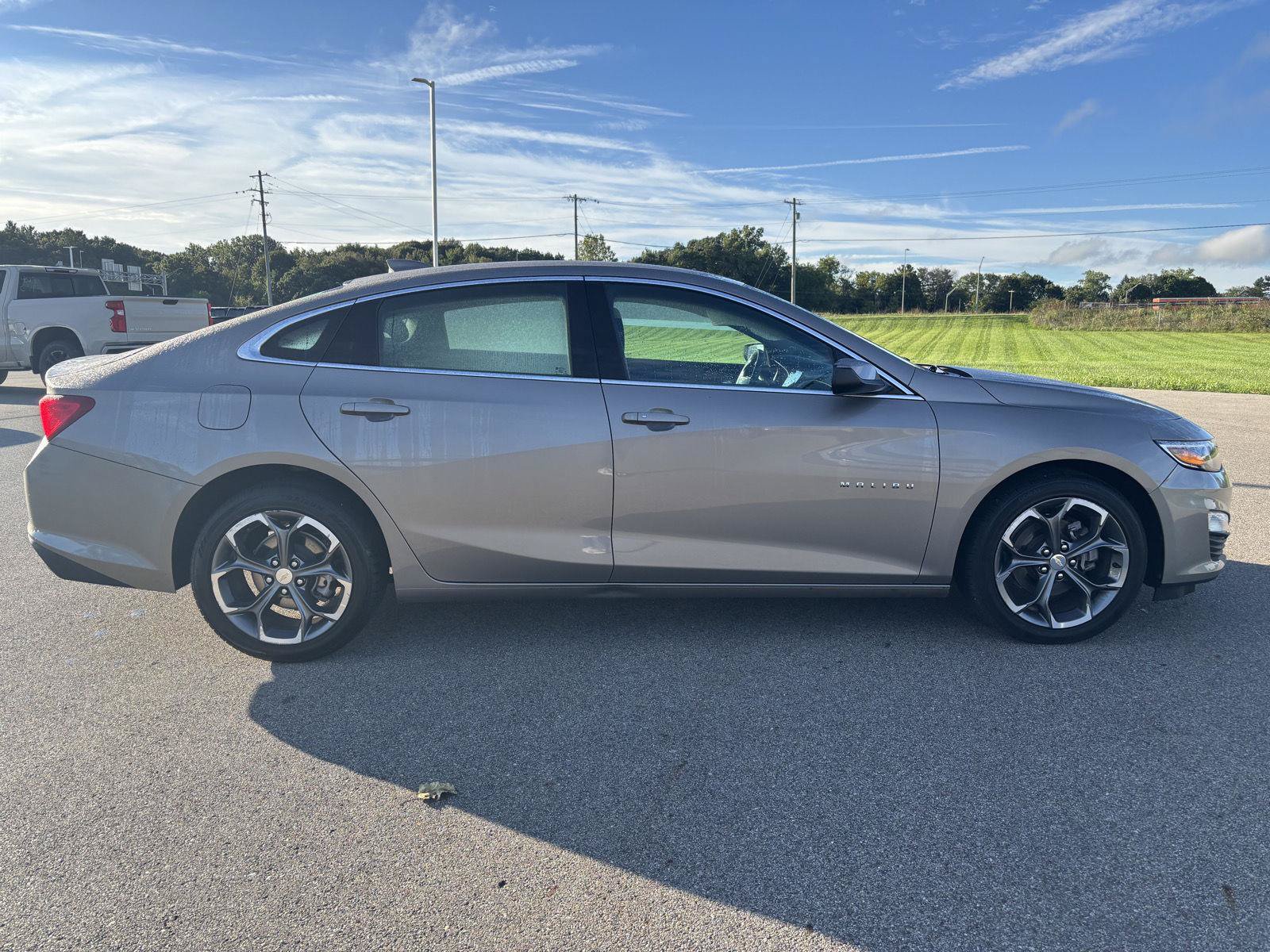 Used 2024 Chevrolet Malibu LT FWD image 8