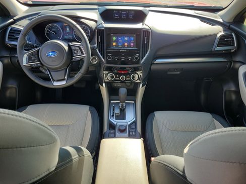 Used 2024 Subaru Forester Premium image 17