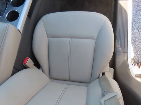 Used 2014 Ford Edge SE FWD image 41