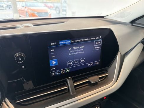 Certified 2025 Chevrolet Trax LS image 23
