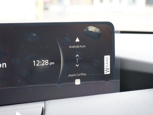 New 2026 MAZDA CX-90 Plug-In Hybrid w/ Preferred image 26