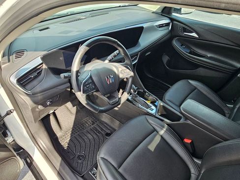 Used 2024 Buick Encore GX Sport Touring w/ Comfort Package image 17