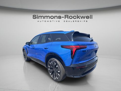 Used 2025 Chevrolet Blazer EV RS AWD/4WD image 3