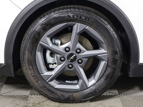 Used 2025 Kia K4 FWD image 20