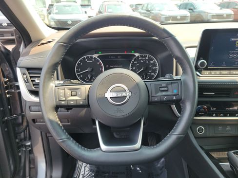 Certified 2023 Nissan Rogue SV w/ SV Premium B Package AWD/4WD image 21