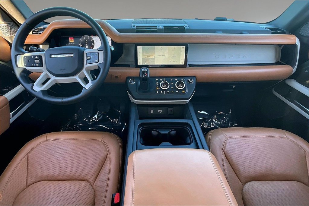 Certified 2024 Land Rover Defender 110 S AWD/4WD image 7