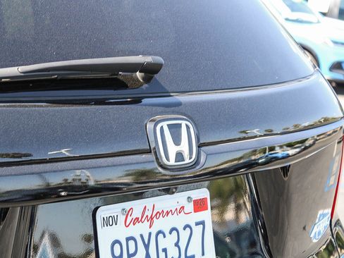 Certified 2025 Honda Passport EX-L image 11