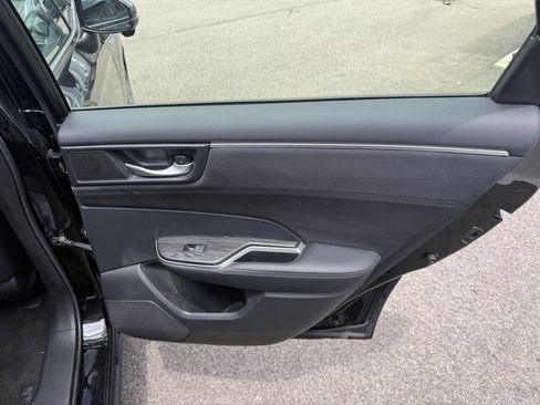 Used 2019 Honda Clarity Touring image 16