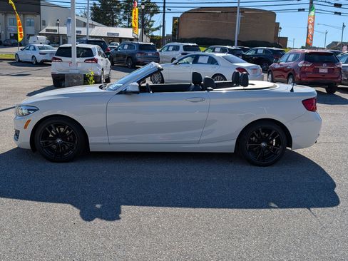 Used 2019 BMW 230i xDrive Convertible w/ Convenience Package image 8