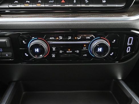 Used 2022 Chevrolet Silverado 1500 RST image 29