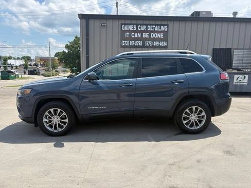 Used 2021 Jeep Cherokee Latitude Lux AWD/4WD image 4