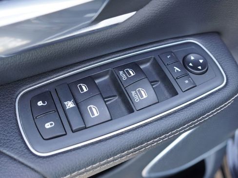 Certified 2020 RAM 1500 Laramie w/ Sport Appearance Package image 22