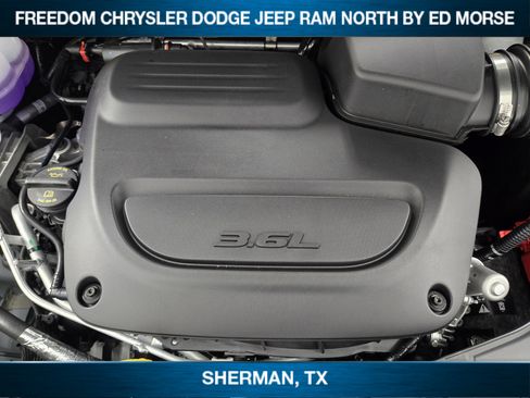 New 2026 Chrysler Pacifica Limited image 23