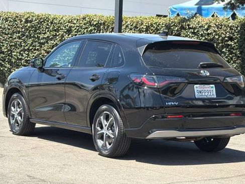 Used 2025 Honda HR-V EX-L image 6