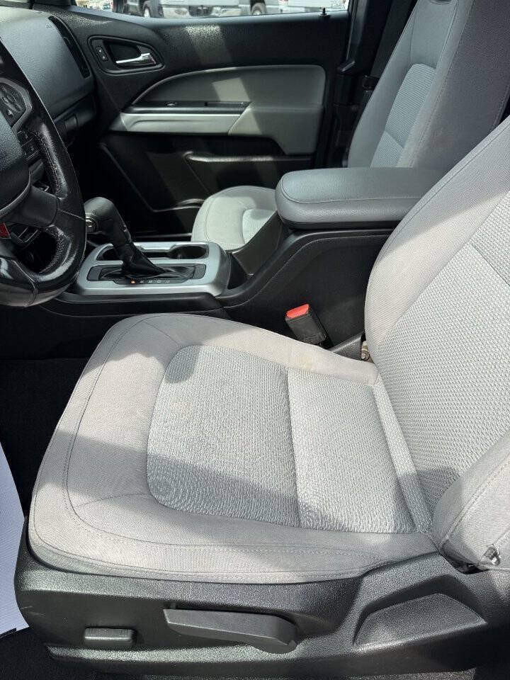 Used 2020 Chevrolet Colorado LT w/ Safety Package RWD image 10