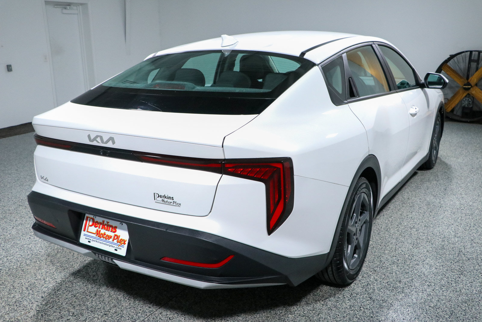Used 2025 Kia K4 FWD image 7