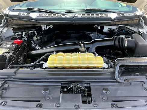 Used 2020 Ford F150 Lariat w/ Equipment Group 502A Luxury AWD/4WD image 30