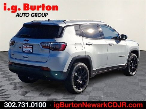 New 2026 Jeep Compass Latitude image 4