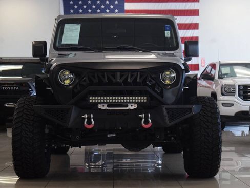 Used 2020 Jeep Wrangler Unlimited Sport AWD/4WD image 3