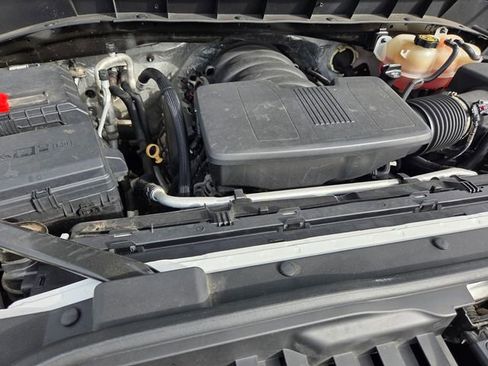 Used 2020 Chevrolet Silverado 1500 Custom w/ Custom Max Trailering Package image 18