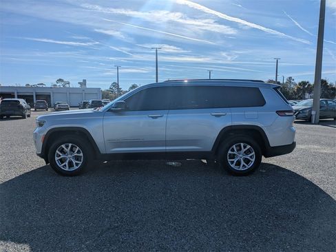 Used 2022 Jeep Grand Cherokee L Limited w/ Trailer Tow Group (B) image 6