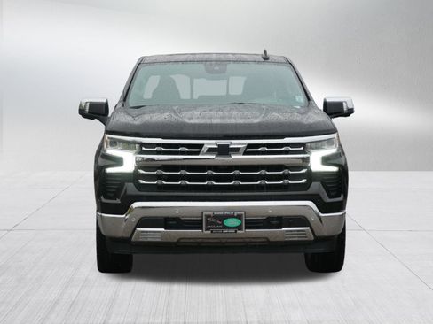Used 2022 Chevrolet Silverado 1500 LTZ w/ LTZ Premium Package image 2
