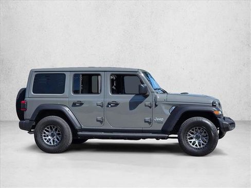 Used 2021 Jeep Wrangler Unlimited Sport w/ Sun And Sound Package AWD/4WD image 4