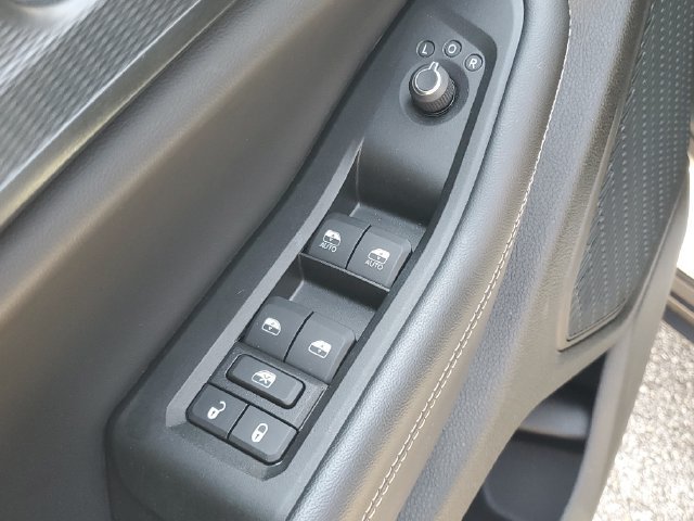 Used 2023 Jeep Grand Cherokee L Laredo RWD image 26