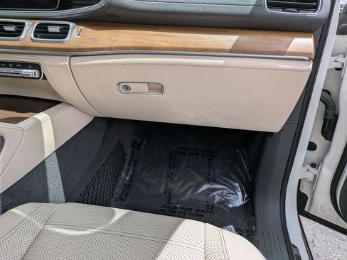 Used 2020 Mercedes-Benz GLE 350 4MATIC image 28