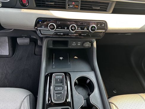 Used 2023 Honda Pilot Elite image 20