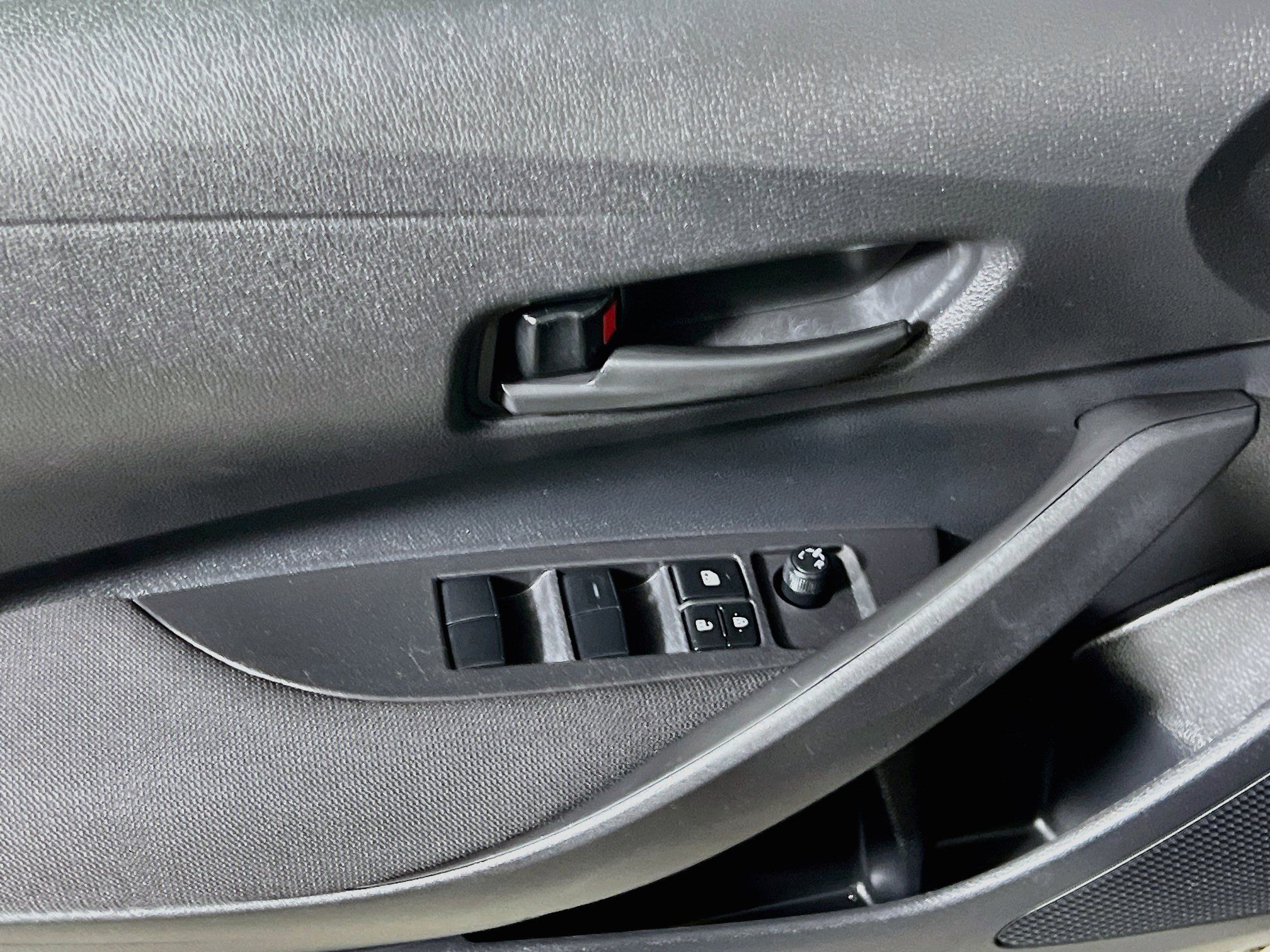 Used 2024 Toyota Corolla LE FWD image 17
