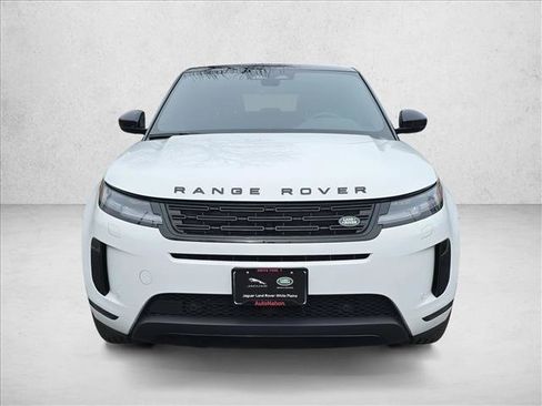 Used 2024 Land Rover Range Rover Evoque S image 2
