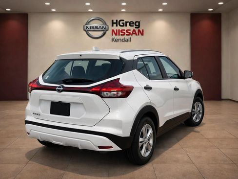 Certified 2023 Nissan Kicks S FWD image 4