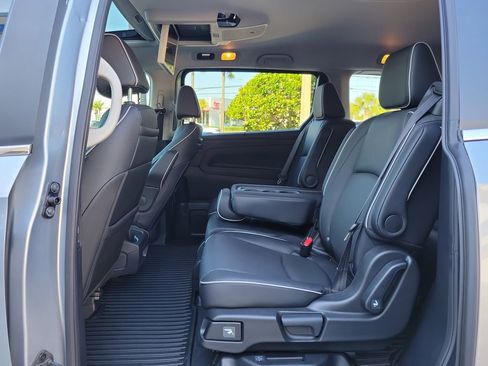 Certified 2026 Honda Odyssey Touring image 15